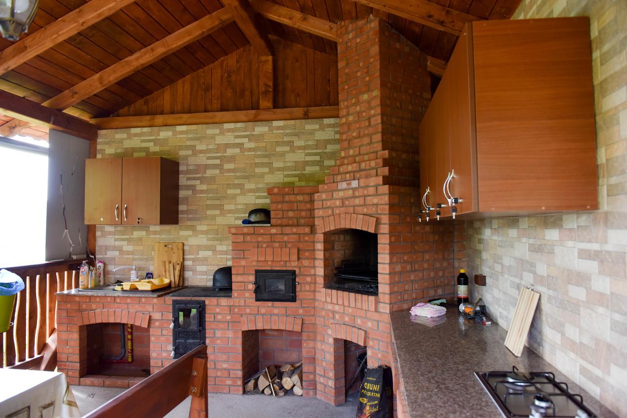 Casa Edy Hotel Colibita Ngoại thất bức ảnh