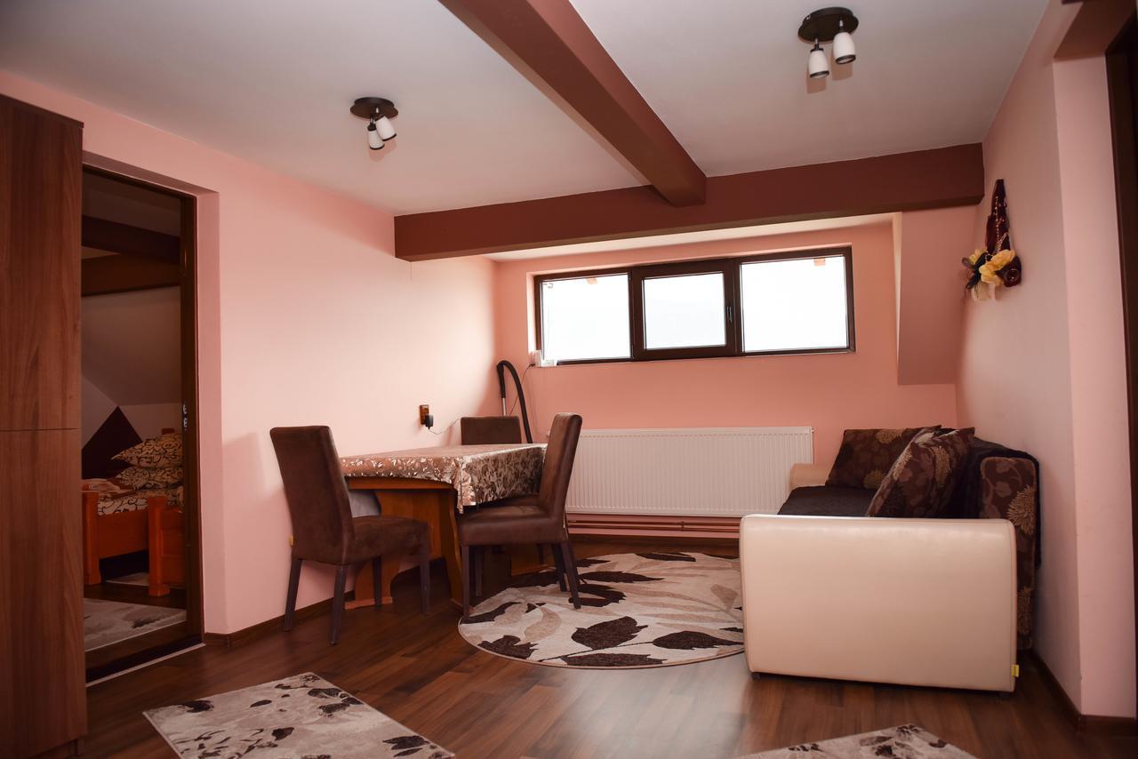 Casa Edy Hotel Colibita Ngoại thất bức ảnh