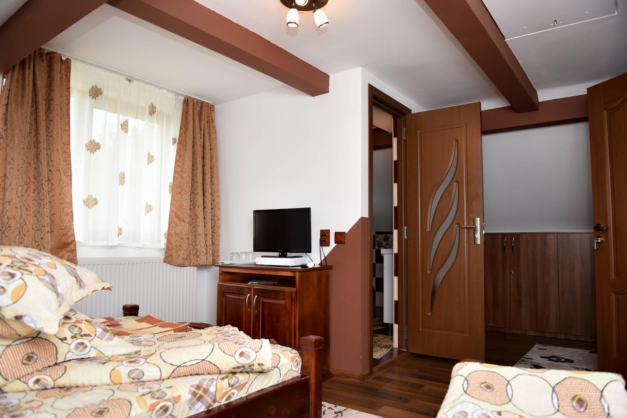 Casa Edy Hotel Colibita Ngoại thất bức ảnh