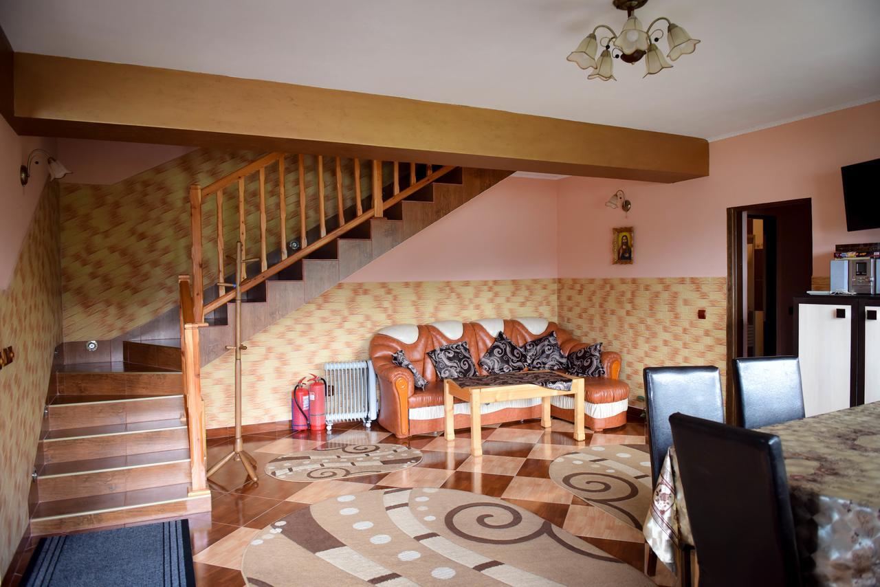 Casa Edy Hotel Colibita Ngoại thất bức ảnh