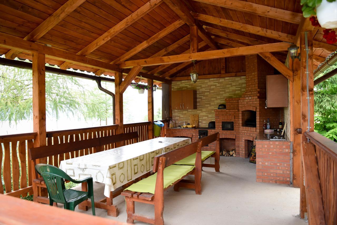 Casa Edy Hotel Colibita Ngoại thất bức ảnh