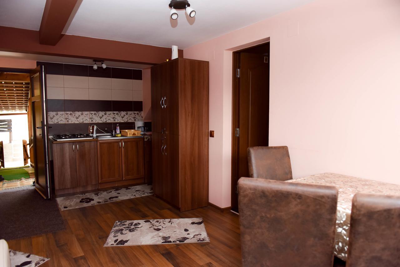 Casa Edy Hotel Colibita Ngoại thất bức ảnh